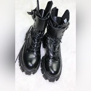 Mudd KRYSTAL-105L Women’s Black Combat Boots Size 6.5 Chunky Platform Lace-Up